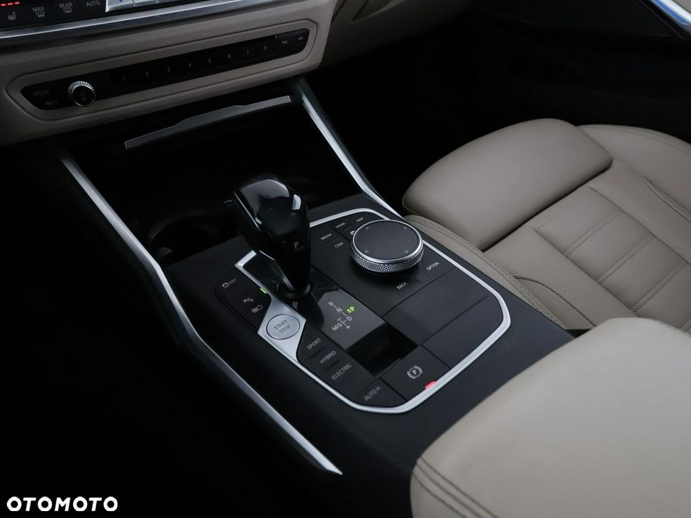 BMW Seria 3 - 33