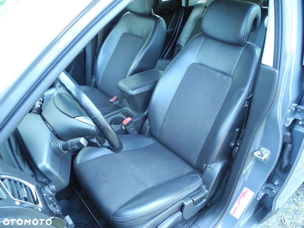 Chevrolet Captiva - 13