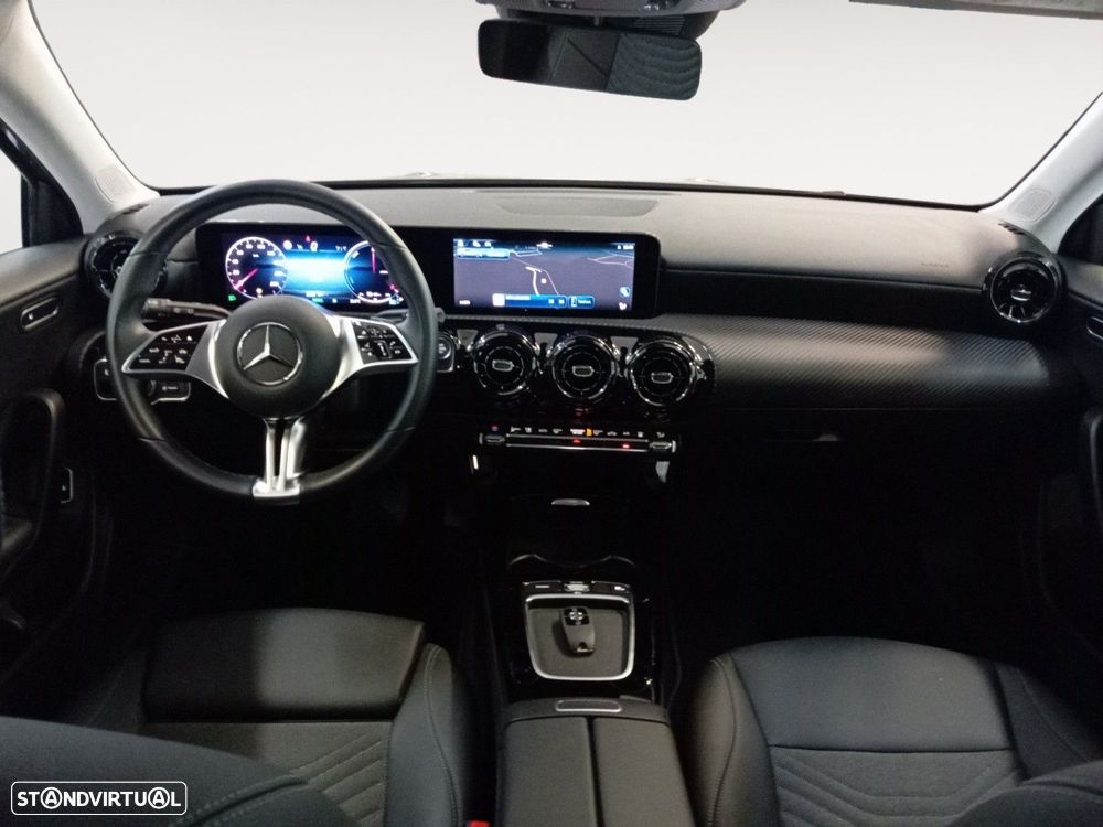 Mercedes-Benz A 250 e - 10
