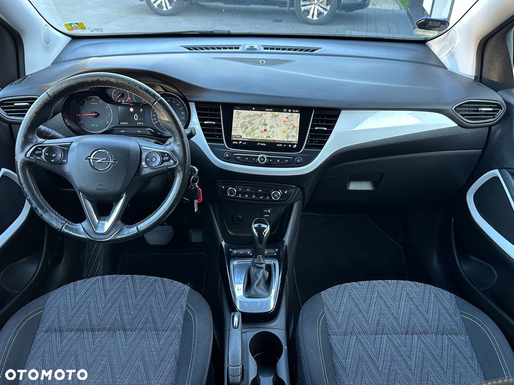 Opel Crossland X - 16
