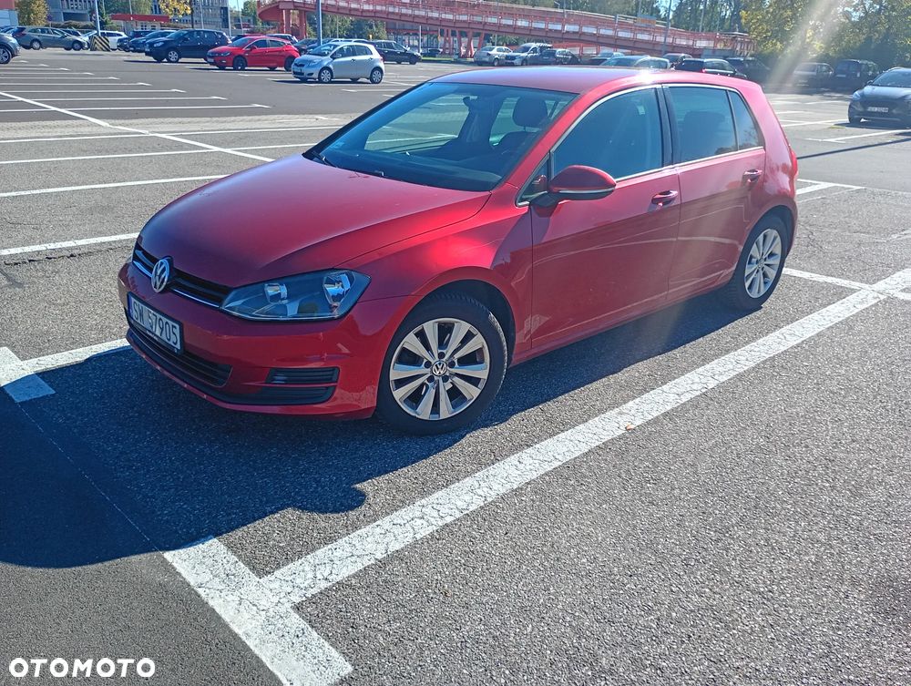 Volkswagen Golf 1.2 TSI BMT Comfortline - 32