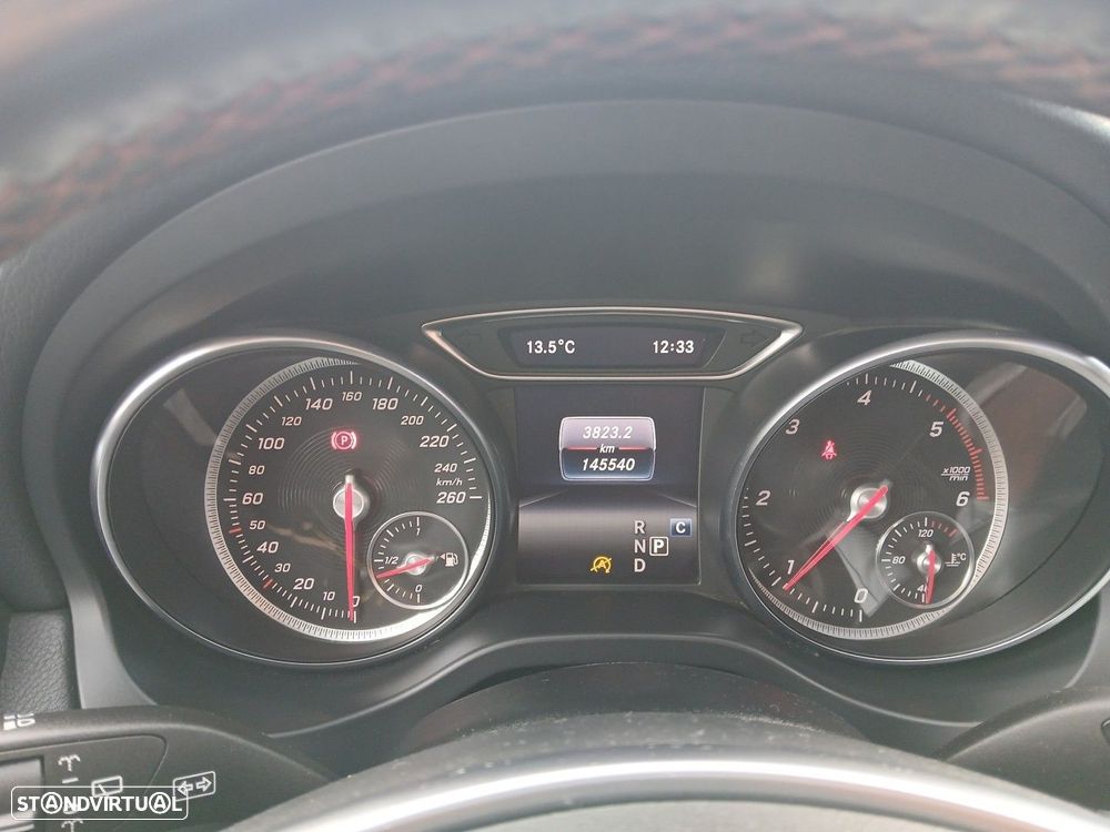 Mercedes-Benz CLA 180 d Shooting Brake AMG Line Aut. - 23