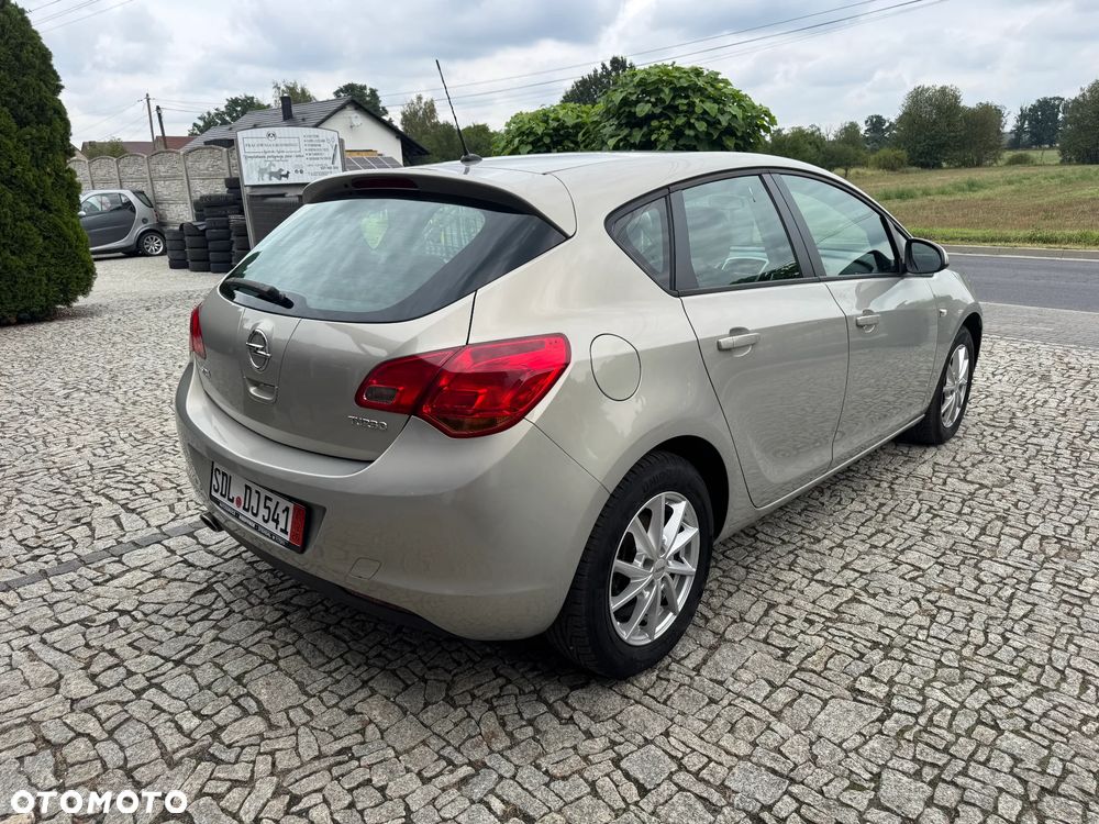 Opel Astra 1.4 Turbo - 5