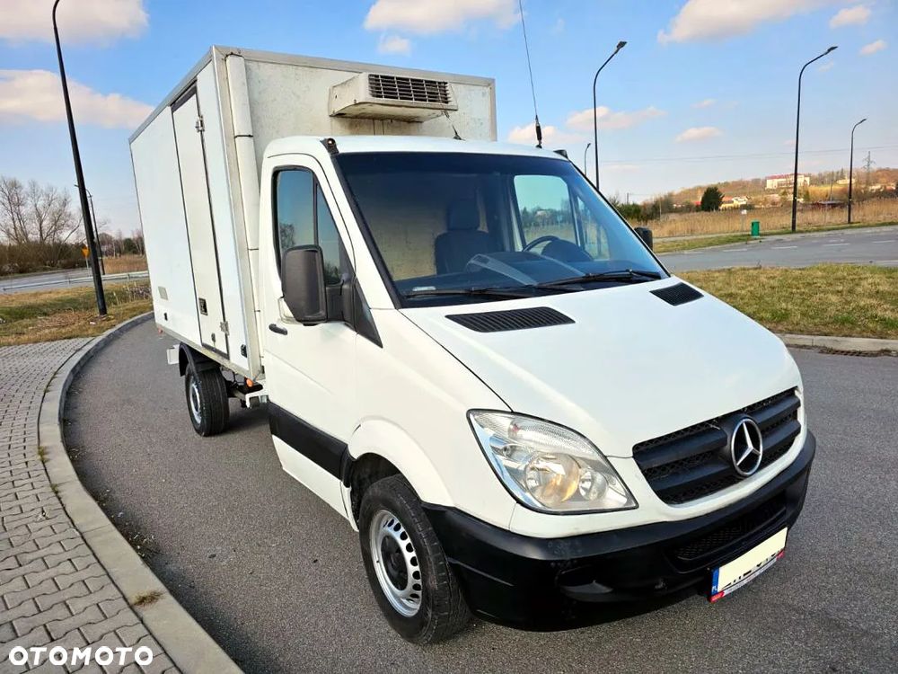 Mercedes-Benz Sprinter - 16