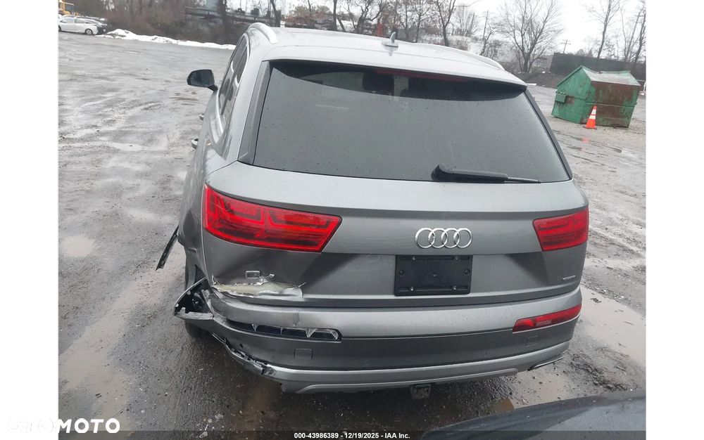 Audi Q7 - 11
