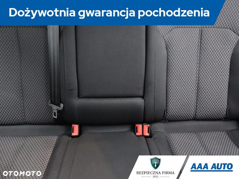 Volkswagen Passat Variant - 11