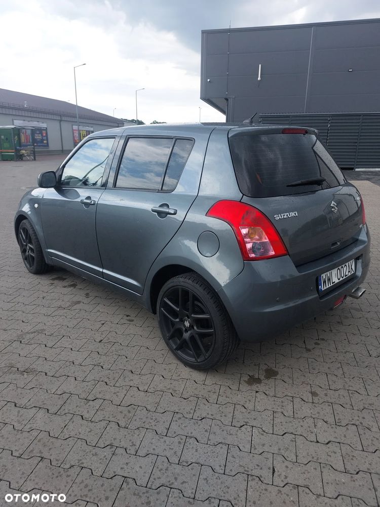 Suzuki Swift 1.3 4x4 Snow - 2