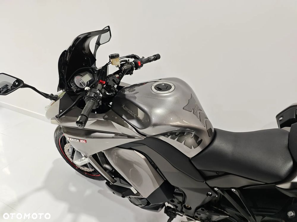 Kawasaki Ninja 1000 SX - 14