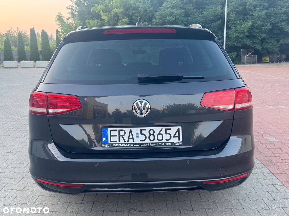 Volkswagen Passat Variant 2.0 TDI SCR DSG Highline - 11