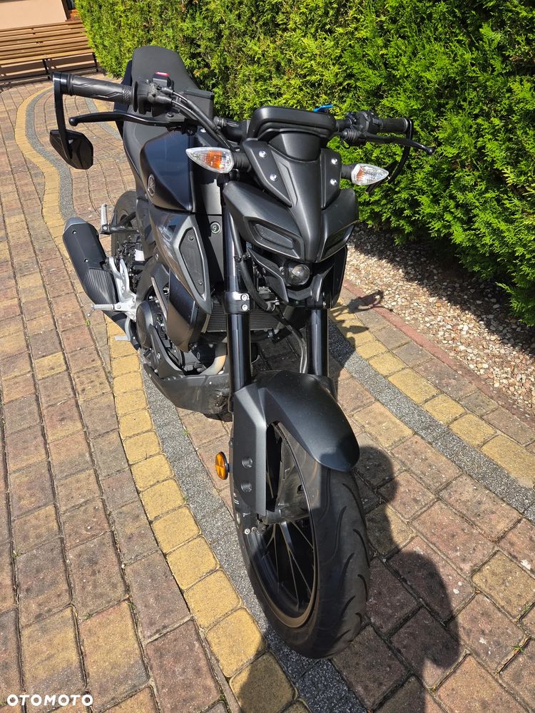 Yamaha MT - 9