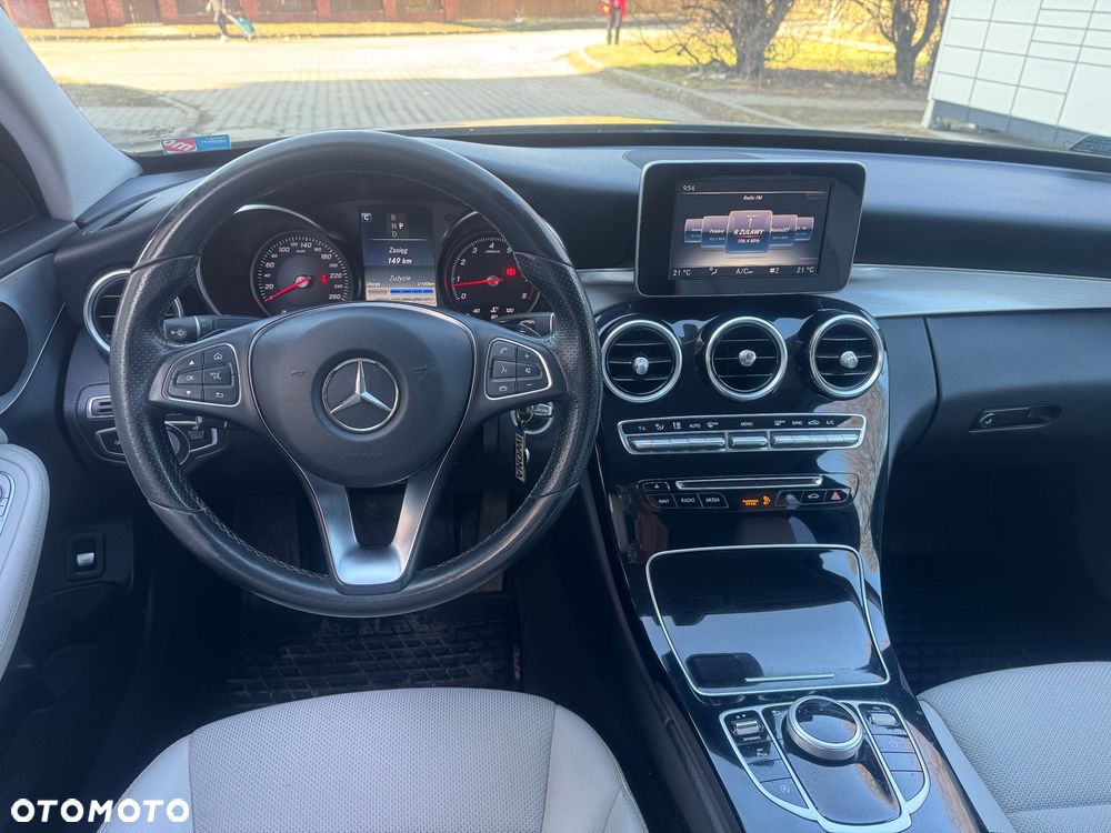 Mercedes-Benz Klasa C 180 9G-TRONIC - 11