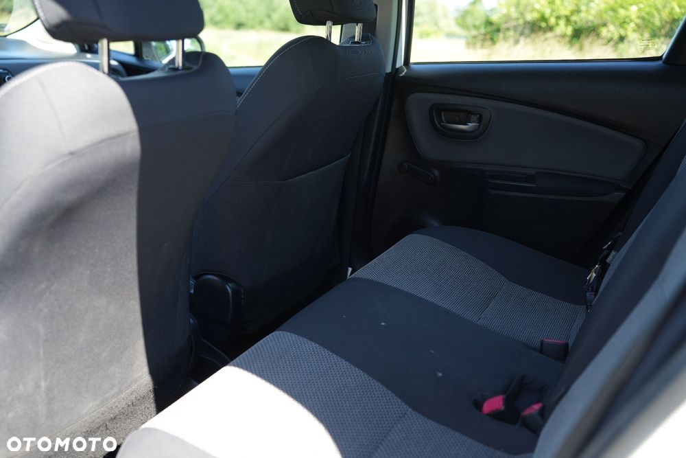 Toyota Yaris Hybrid 100 Premium EU6 - 12