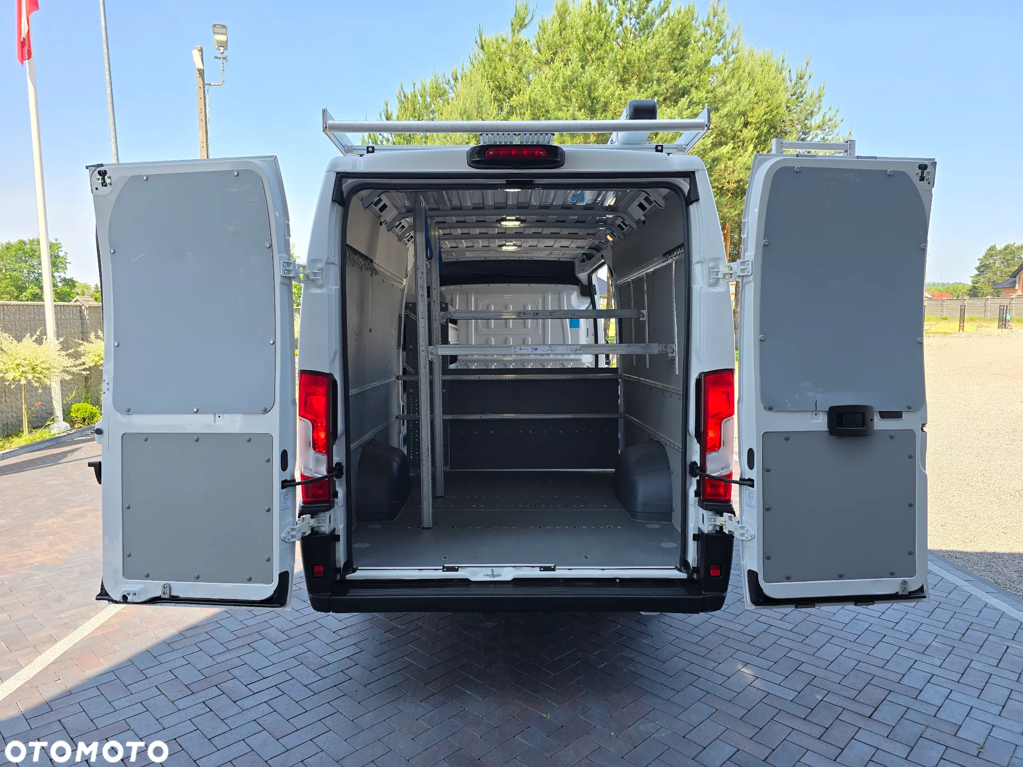 Fiat DUCATO L4H2 MAXI SILNIK 2,3 IVECO 140KM 85 Tyś km SALON PL SERWIS DO OSTATNIEGO Km TEMPOMAT KAMERA COFANIA KLIMA BAGAŻNIK DACHOWY - 32
