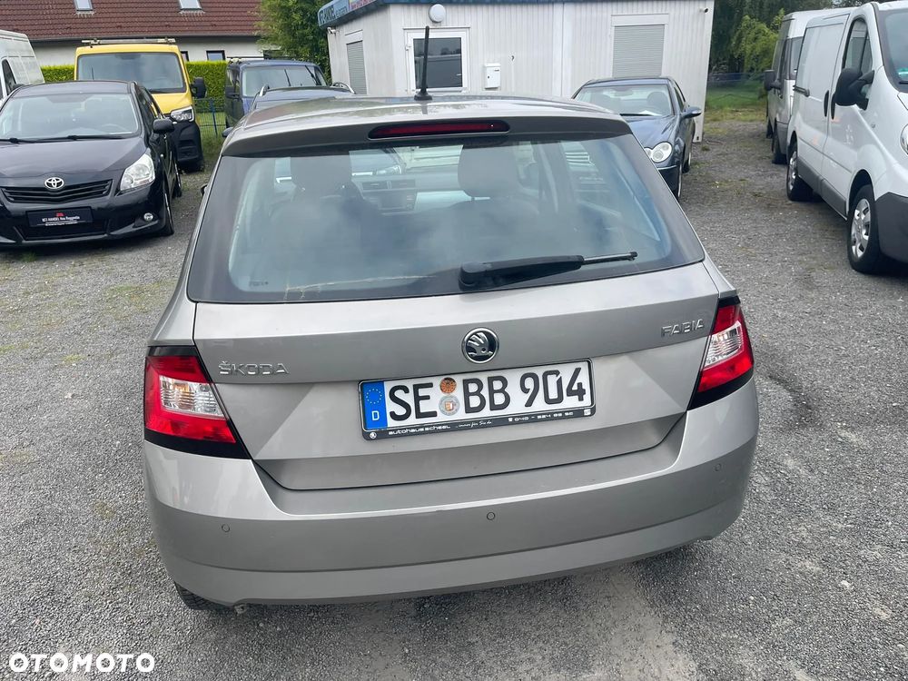 Skoda Fabia 1.2 TSI Edition - 2