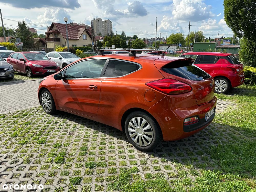 Kia ProCeed Pro_cee'd 1.4 L - 6