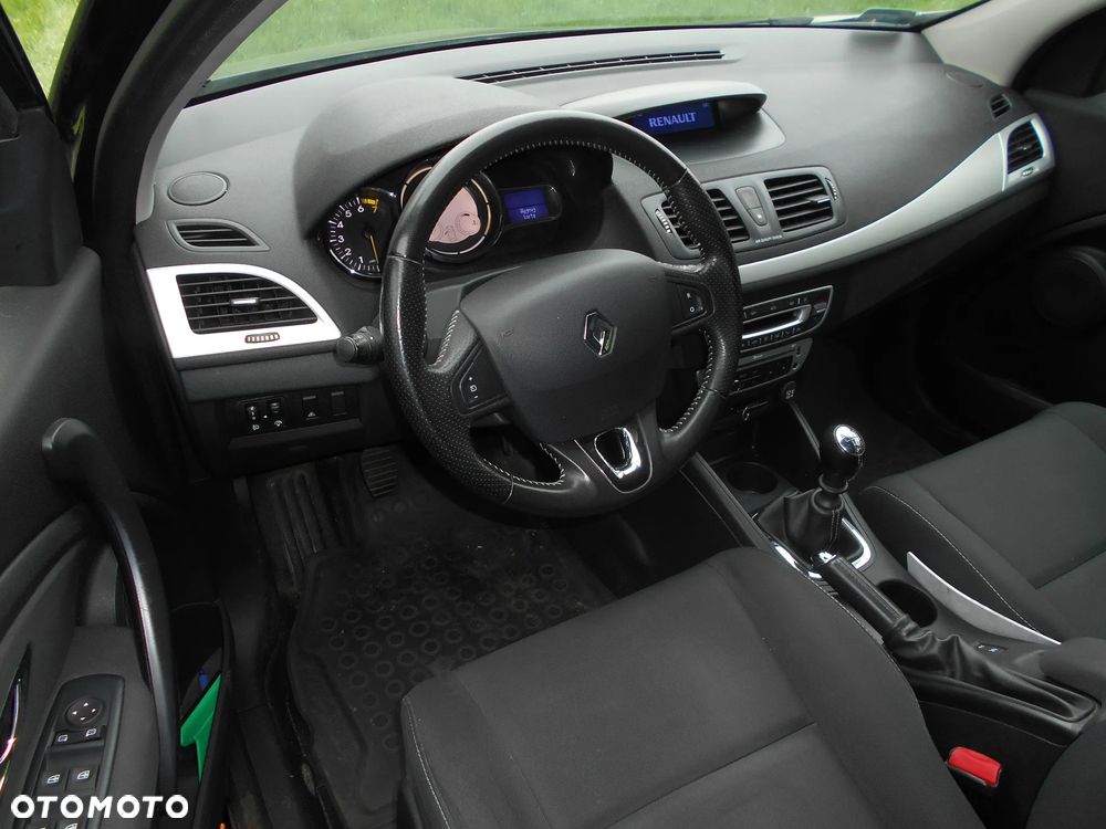Renault Megane 1.6 16V Expression - 9