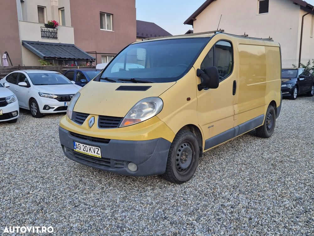 Renault TRAFIC - 1