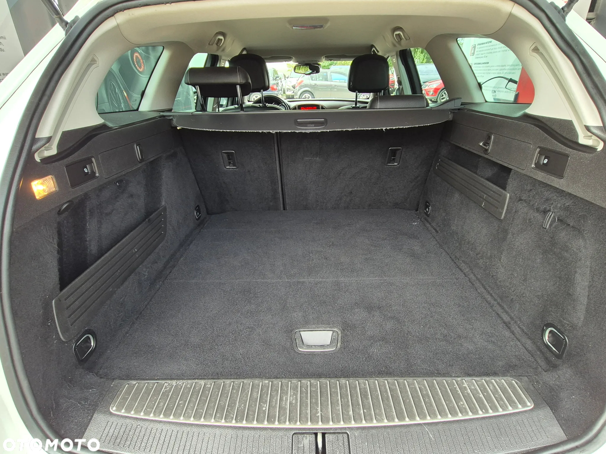 Opel Astra 1.6 Turbo Caravan Cosmo - 30