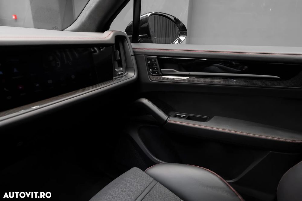 Porsche Cayenne GTS - 23