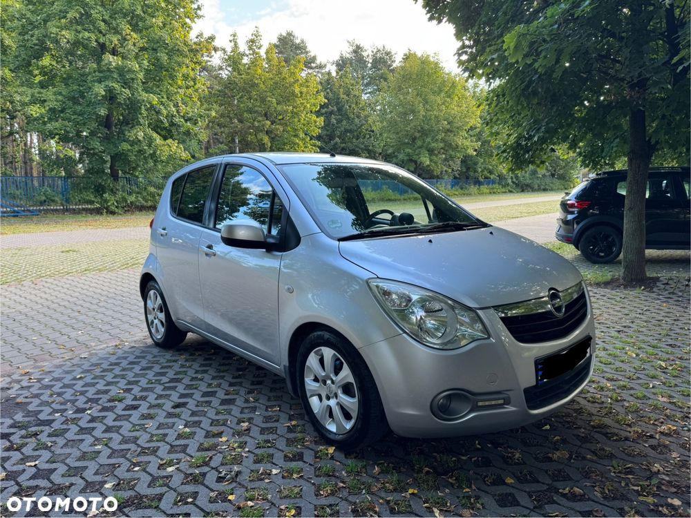 Opel Agila - 2