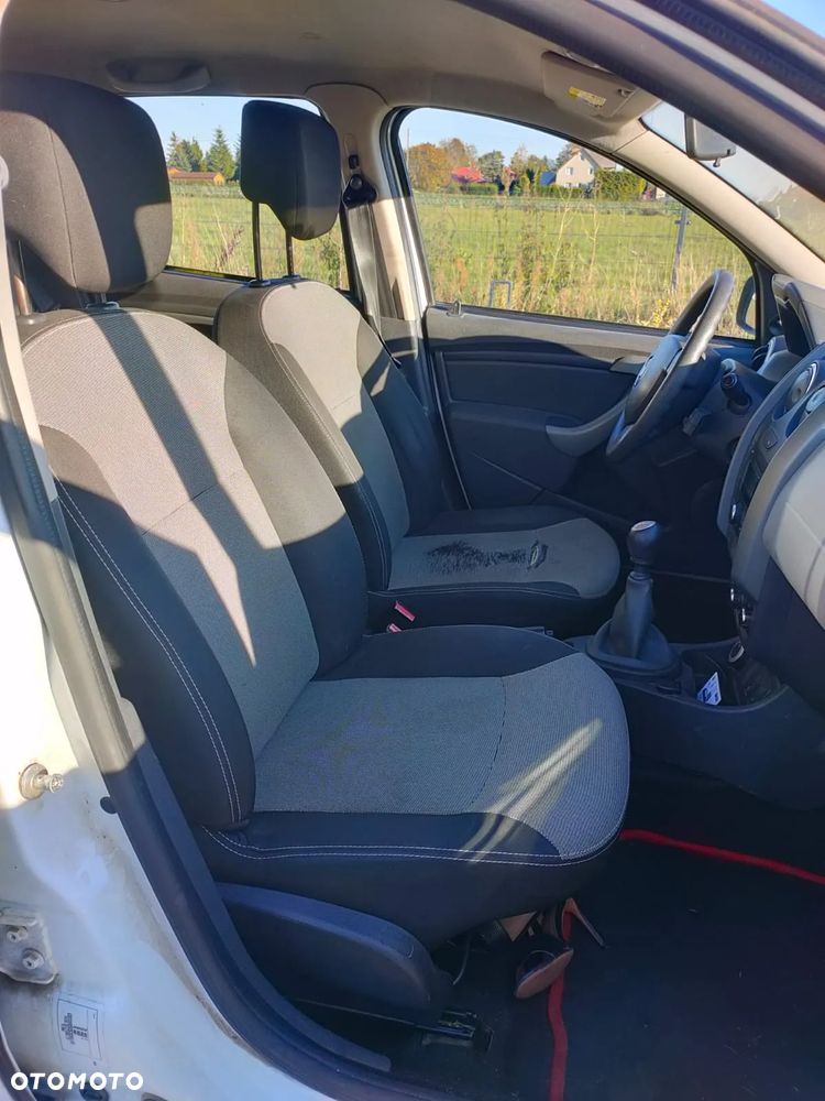 Dacia Duster 1.6 Ambiance 4x4 - 7