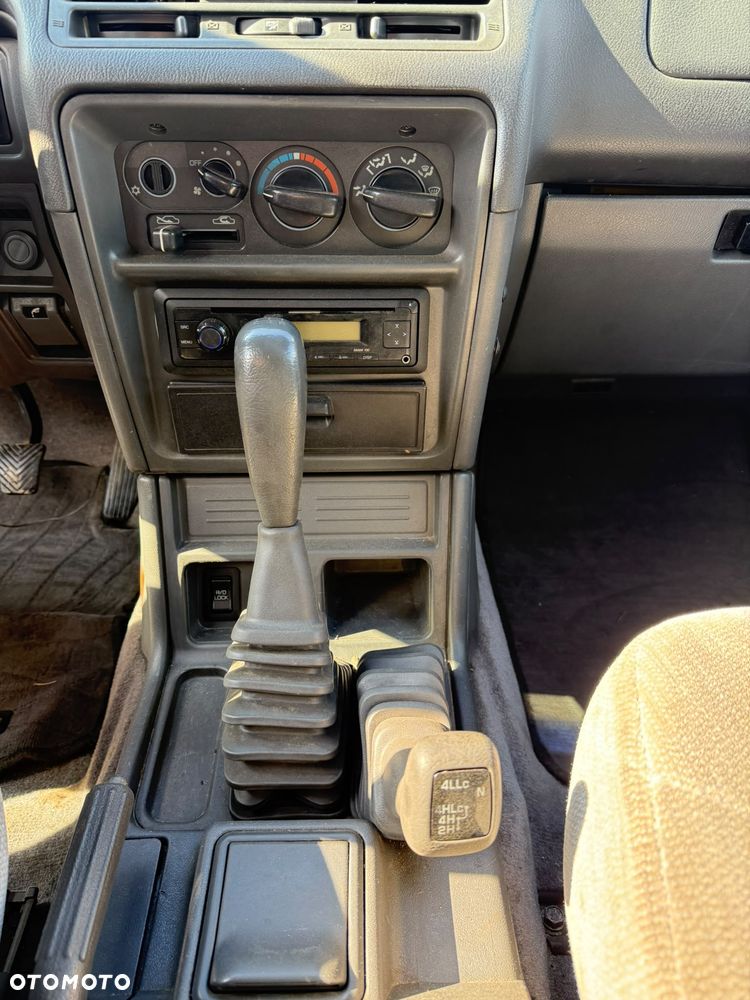 Mitsubishi Pajero 2.8 TD GLS 4os - 14
