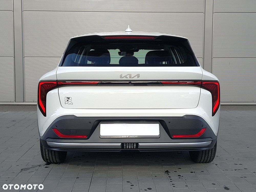 Kia K4 - 10