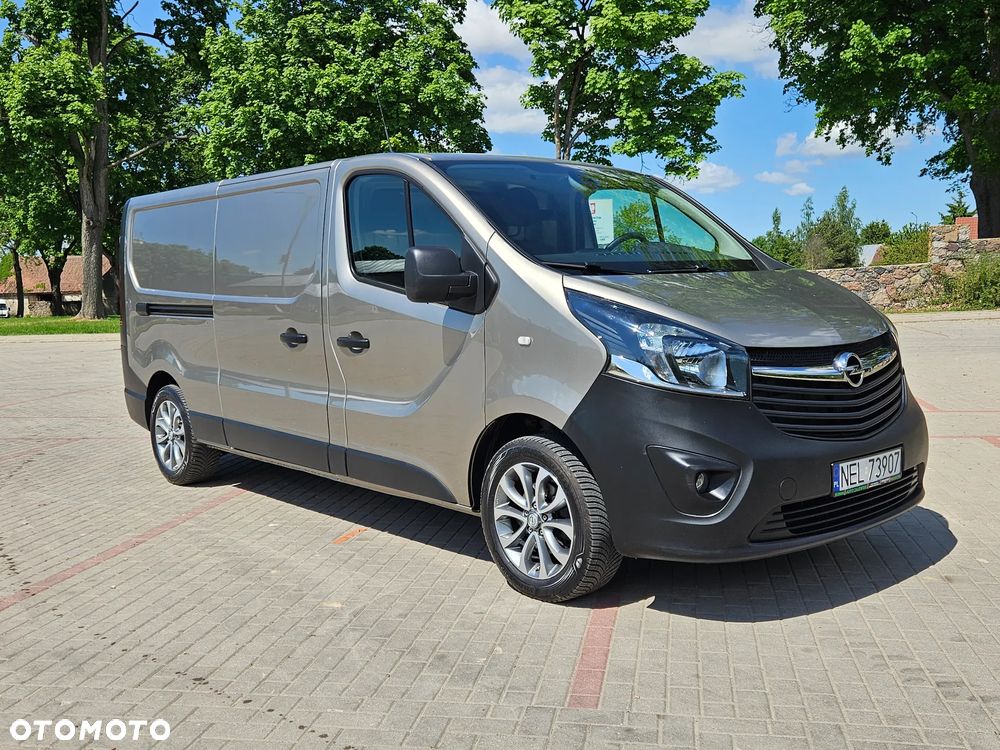 Opel Vivaro - 1
