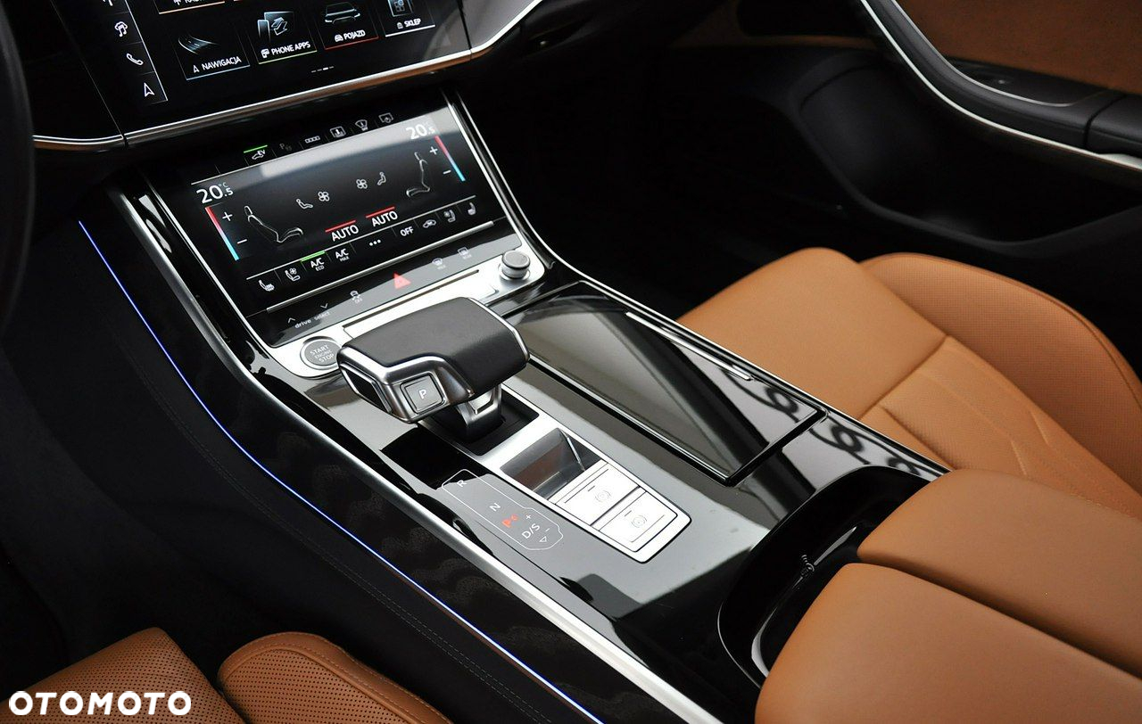 Audi A8 - 15
