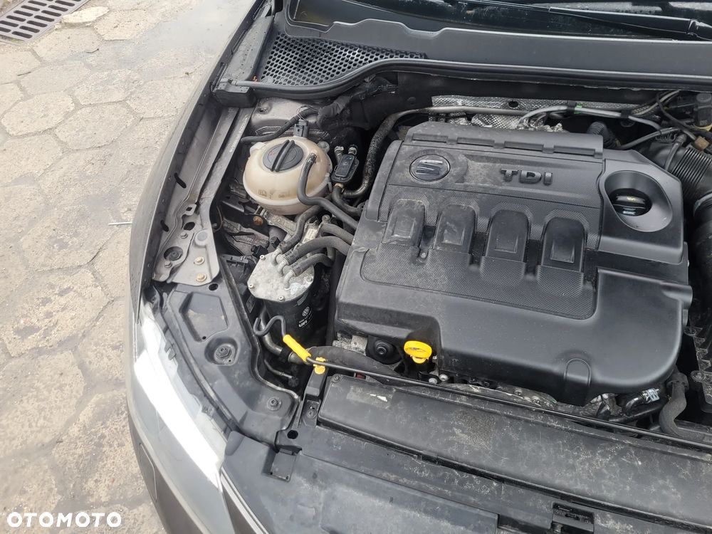 Seat Leon 2.0 TDI DPF Start&Stop DSG XCELLENCE - 27