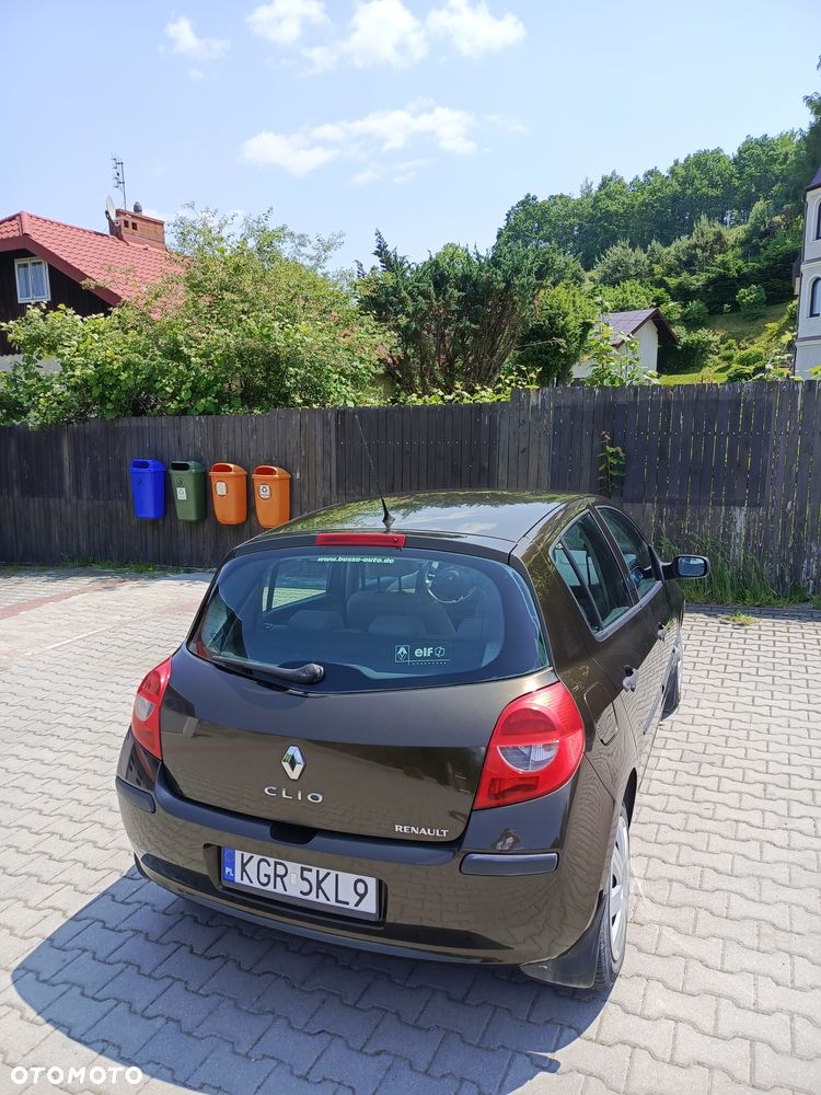 Renault Clio - 3