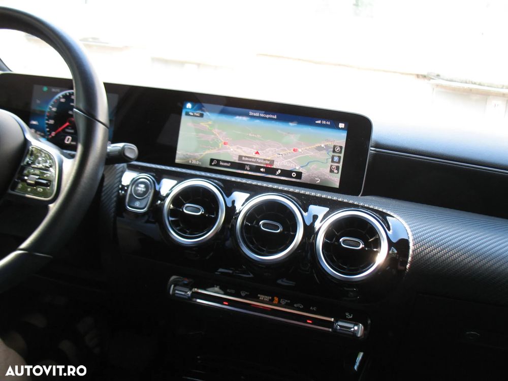 Mercedes-Benz A 180 d Aut. - 7
