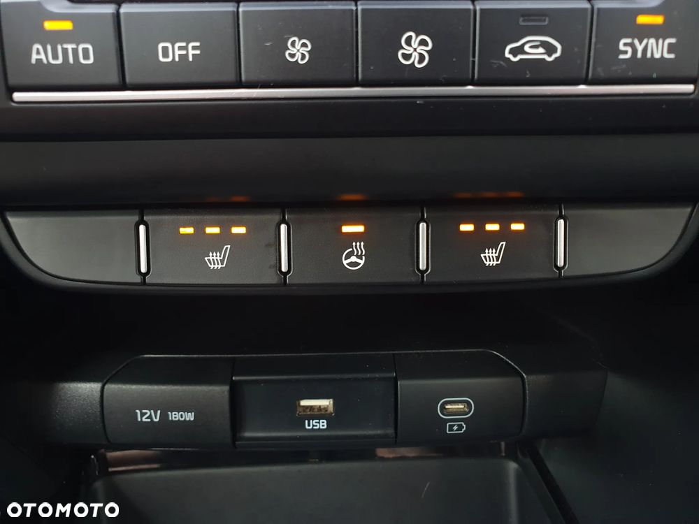 Kia Ceed 1.5 T-GDI L DCT - 38