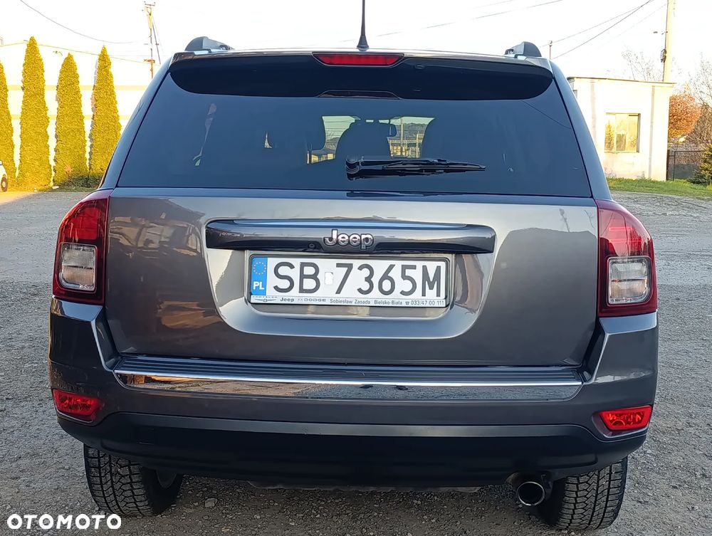 Jeep Compass 2.0 4x2 Limited - 23