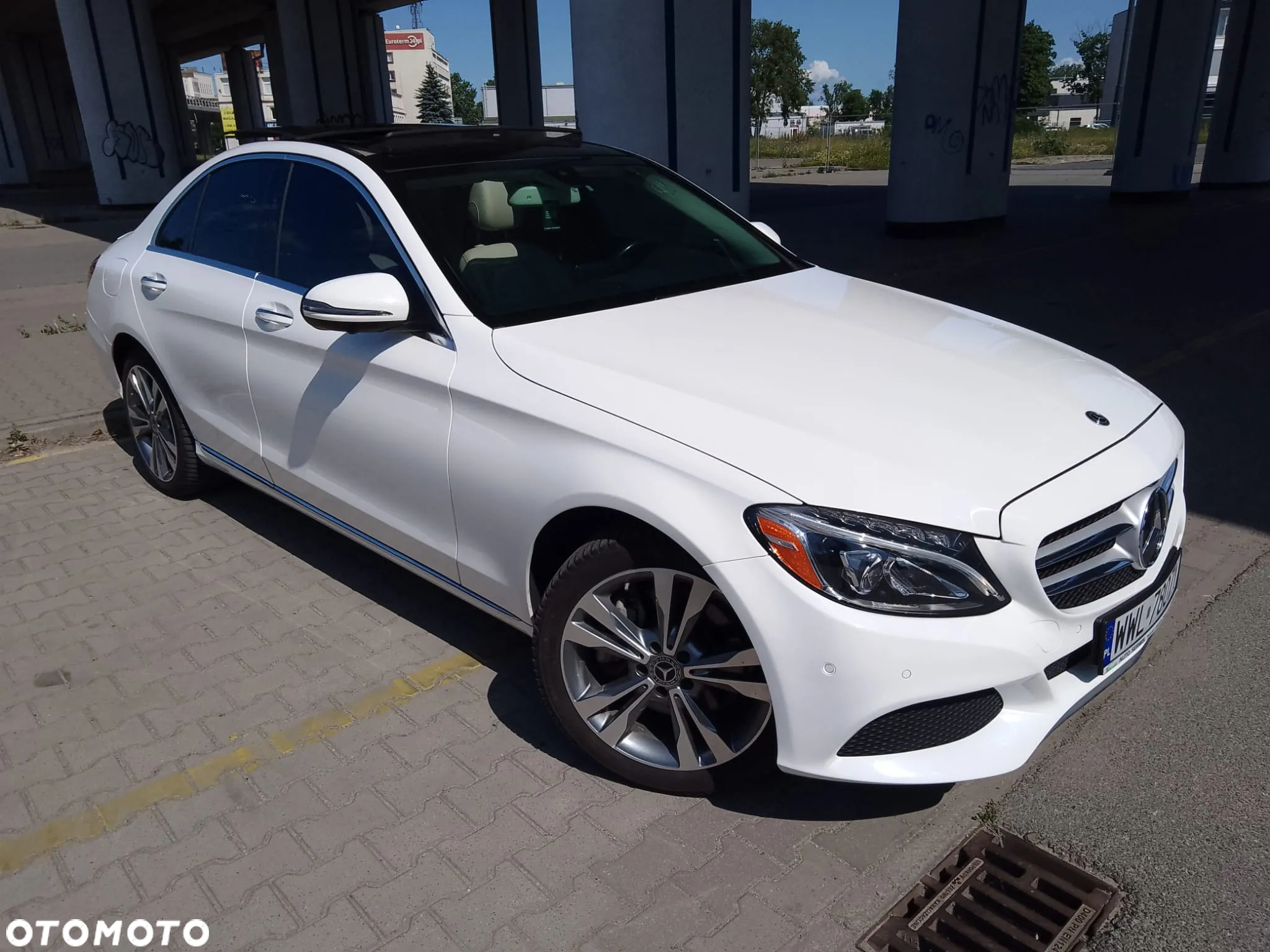 Mercedes-Benz Klasa C 300 9G-TRONIC AMG Line - 2