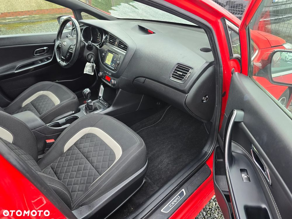 Kia Ceed 1.6 CRDi GT Line - 8