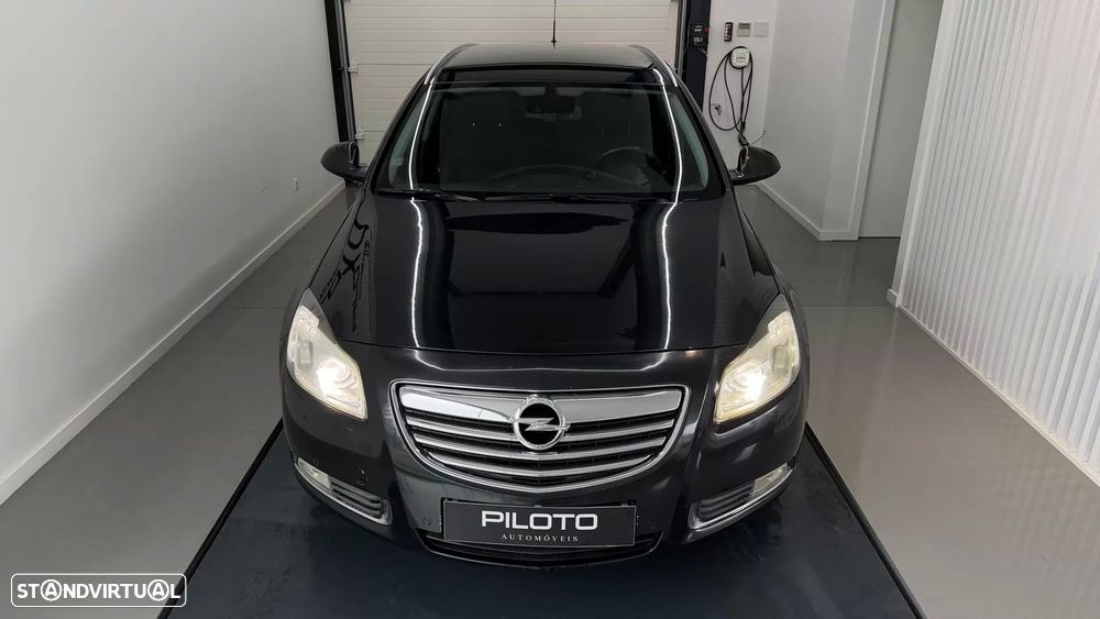 Opel Insignia Sports Tourer - 2