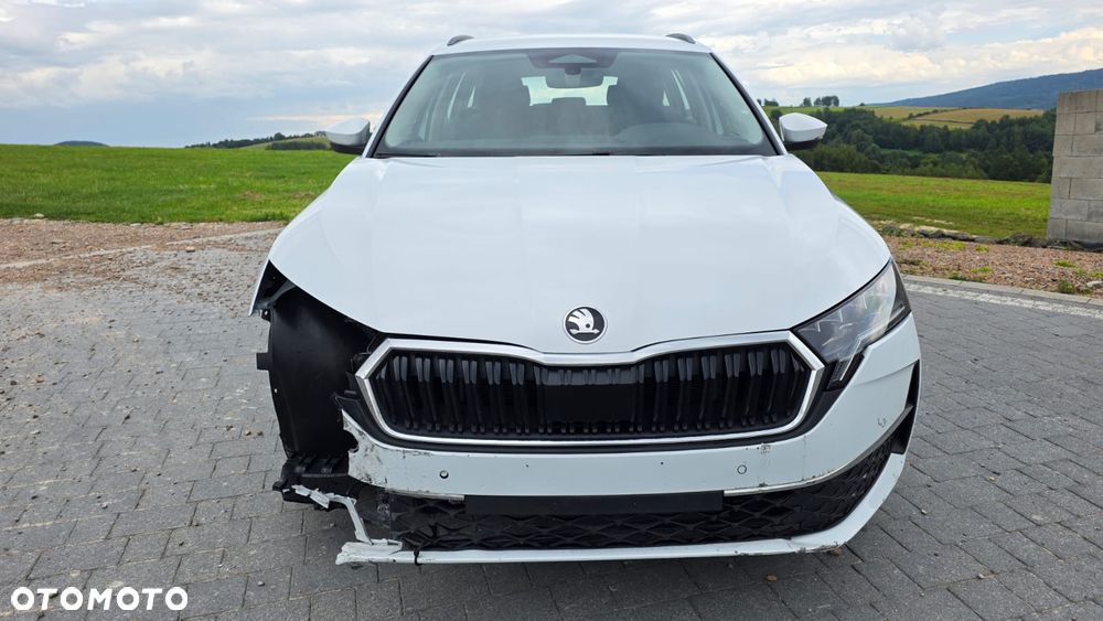 Skoda Octavia 2.0 TDI Ambition DSG - 2