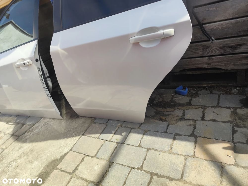 Subaru Impreza Sport GH maska zderzak lusterko drzwi klapa lampy ksenon tylne LED listwy progowe - 21