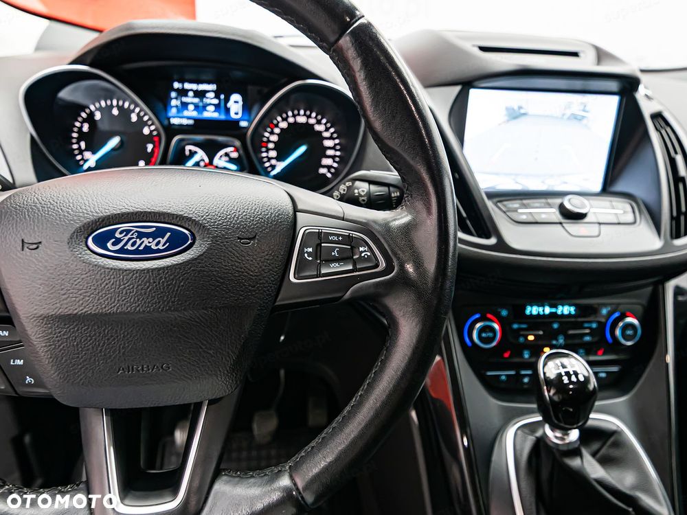 Ford Kuga - 15