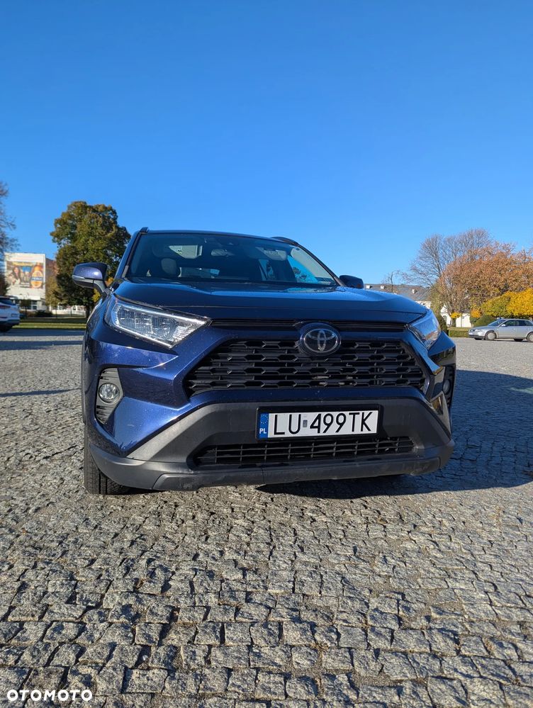 Toyota RAV4 - 1