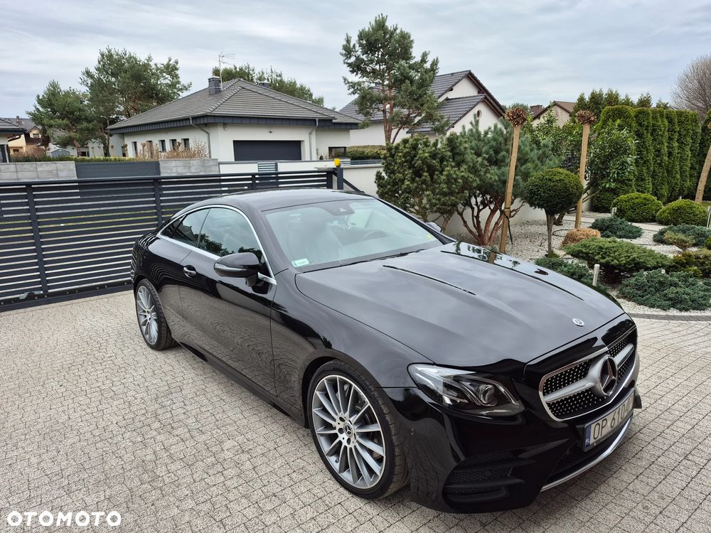 Mercedes-Benz Klasa E 300 9G-TRONIC AMG Line - 4