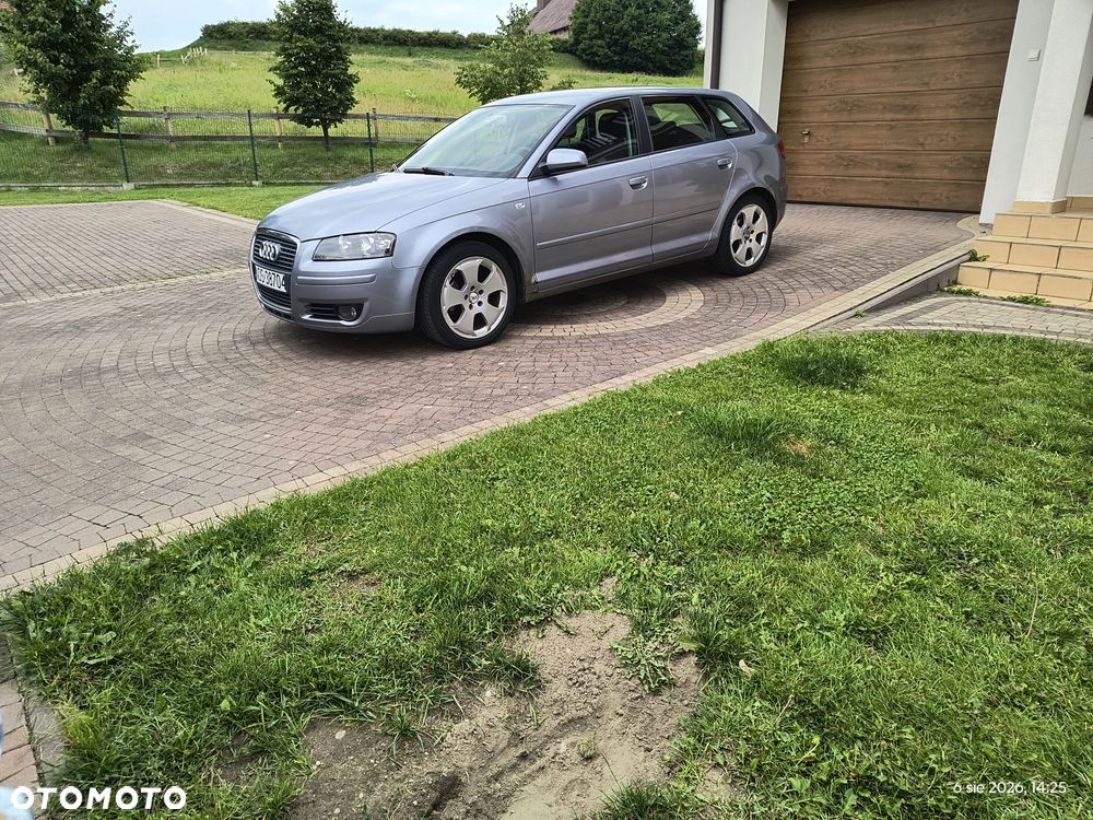 Audi A3 Sportback 1.6 Ambiente - 2