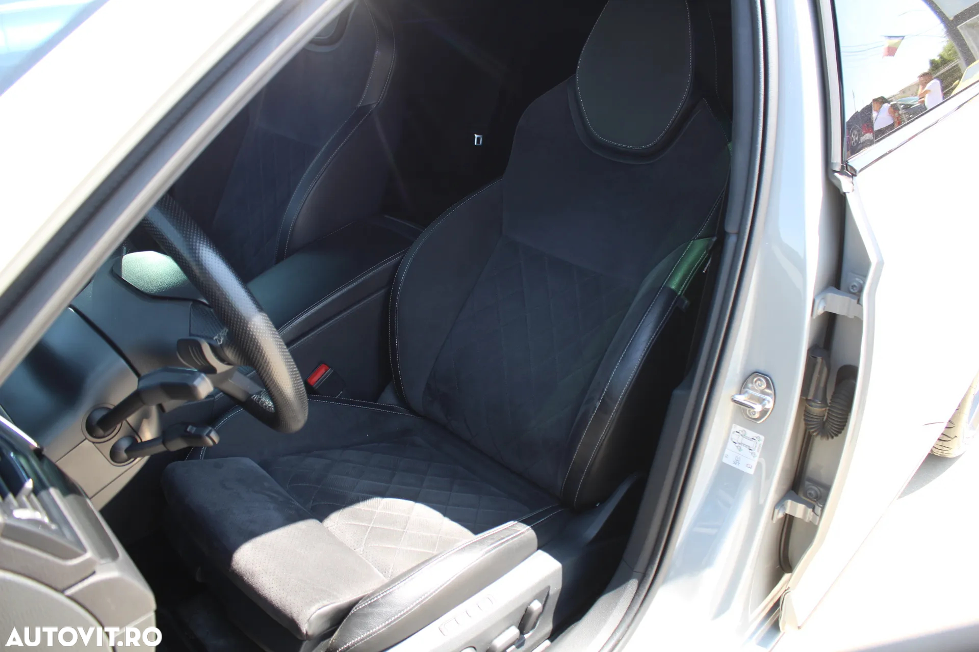 Skoda Superb 2.0 TSI 4X4 DSG Sportline - 9