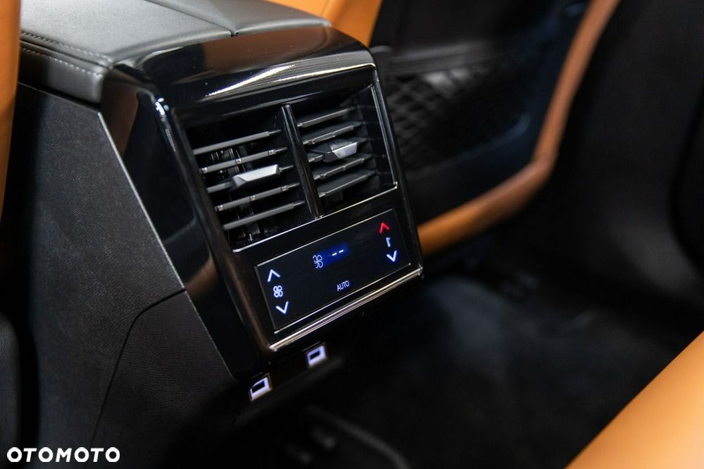 DS Automobiles DS 7 Crossback - 36