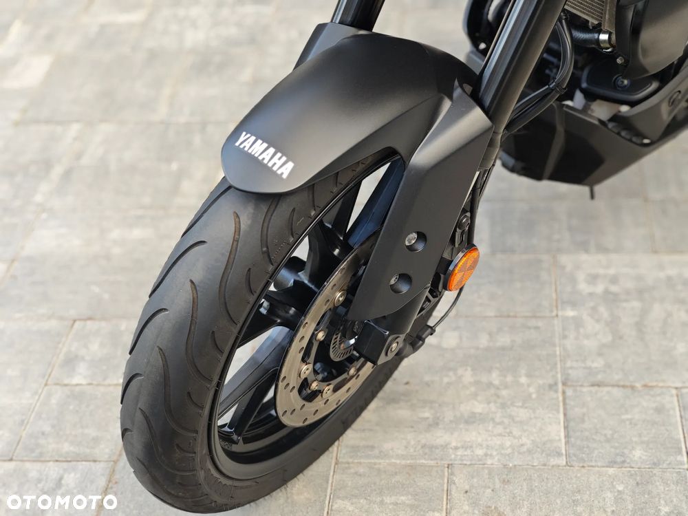 Yamaha MT - 37