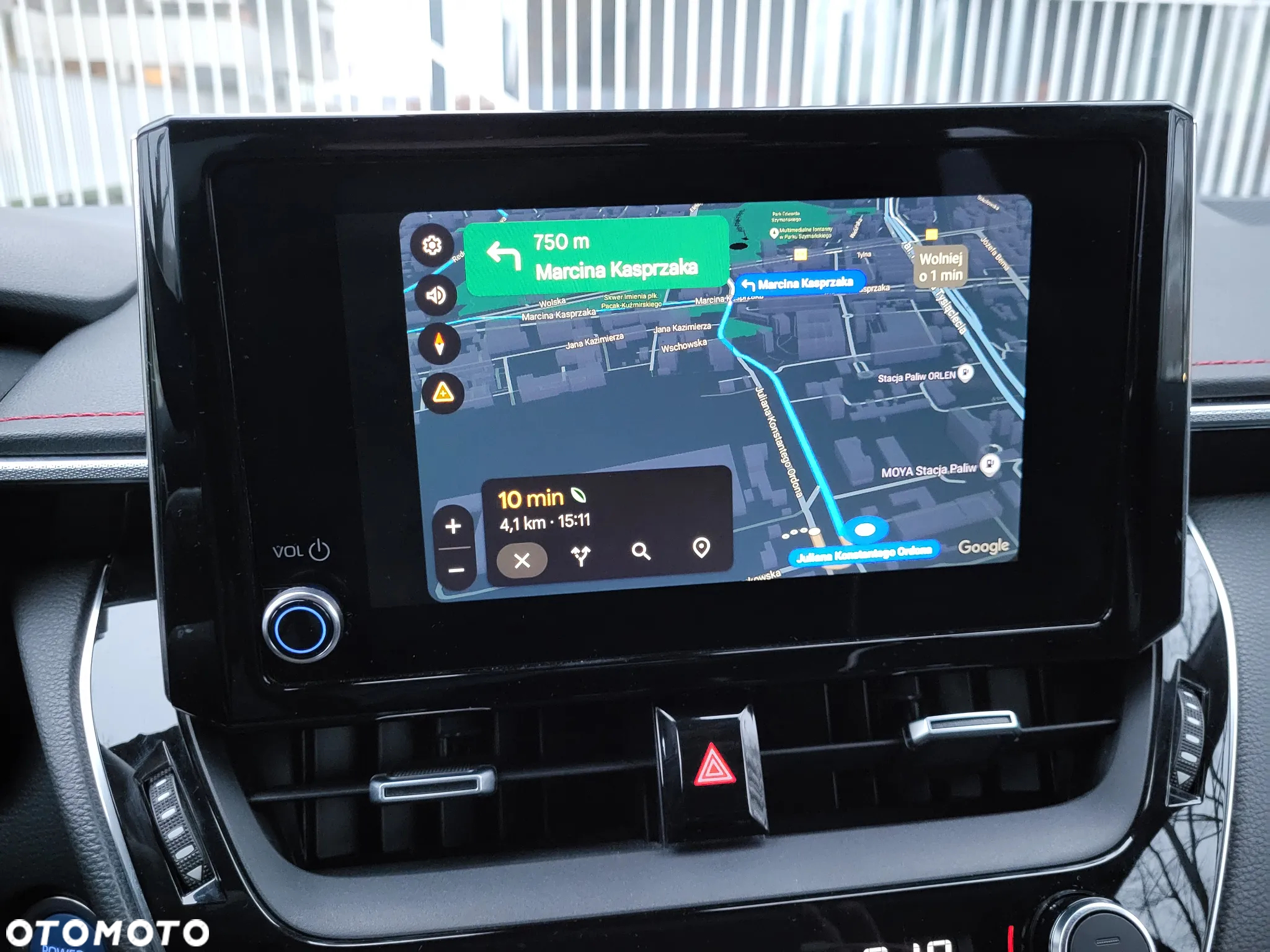 Toyota Corolla 1.8 Hybrid GR Sport Dynamic - 13