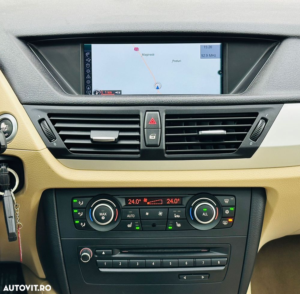 BMW X1 xDrive20i Aut. - 23