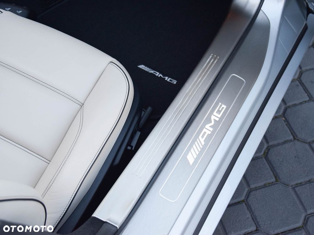 Mercedes-Benz SLS SPEEDSHIFT DCT - 17