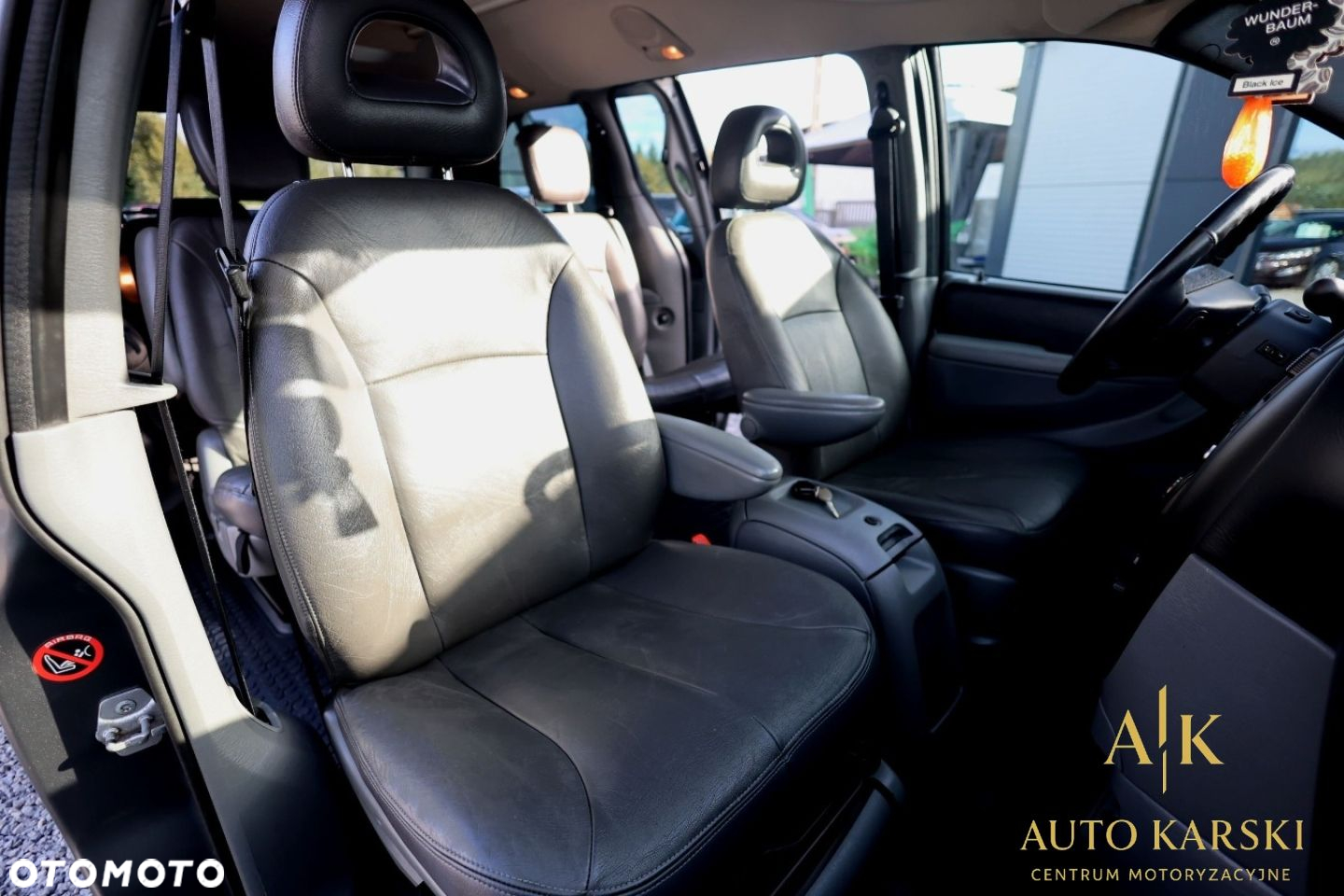 Chrysler Grand Voyager - 37